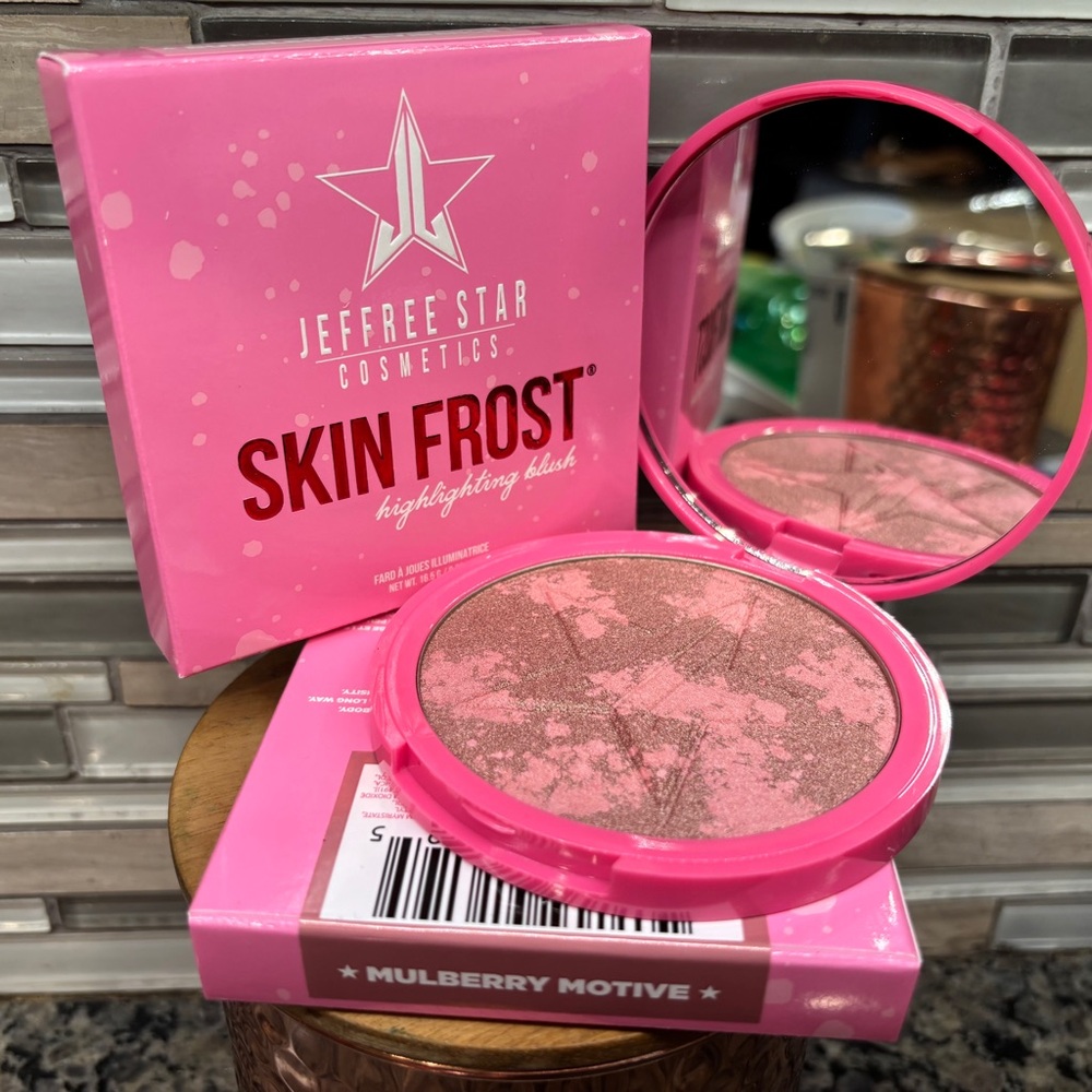 Jeffree Star Skin Frost Highlighting Blush- Mulberry Motive RARE NIB